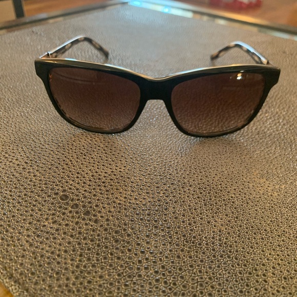 Tory Burch Black Sunglasses - Picture 1 of 4